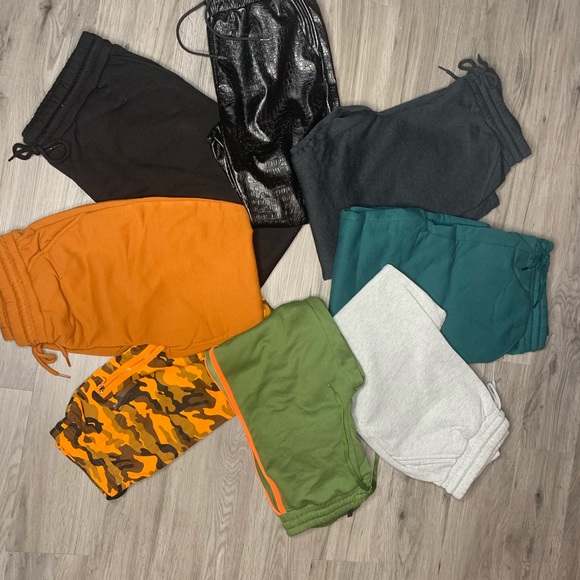 Joggers - Picture 3 of 3